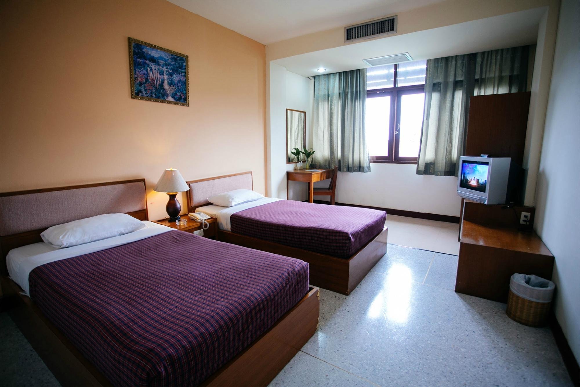 Oasis Hotel Chiangmai by null