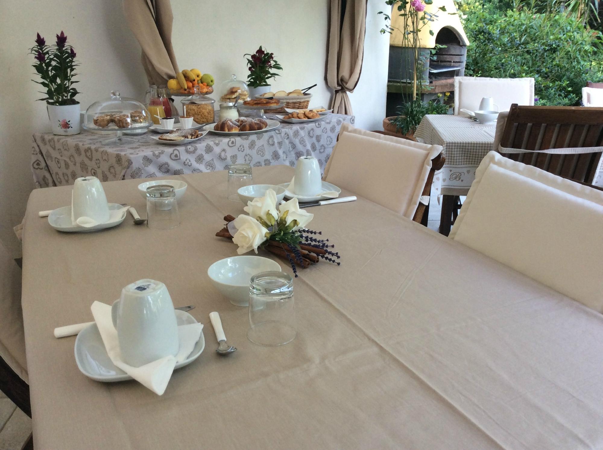 BED AND BREAKFAST L'ACACIA - Prices & B&B Reviews (Giustenice, Italy)