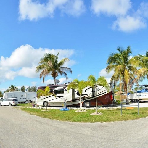 Fort Myers / Pine Island KOA Holiday image