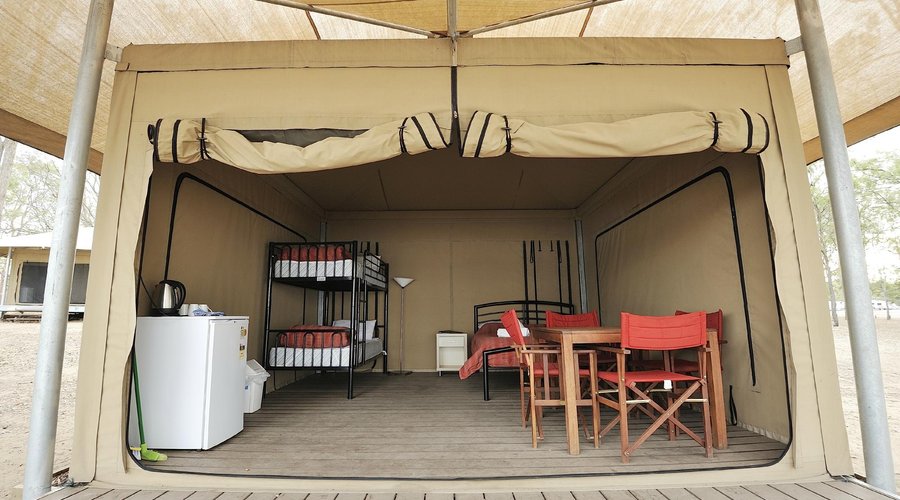 Safari tent