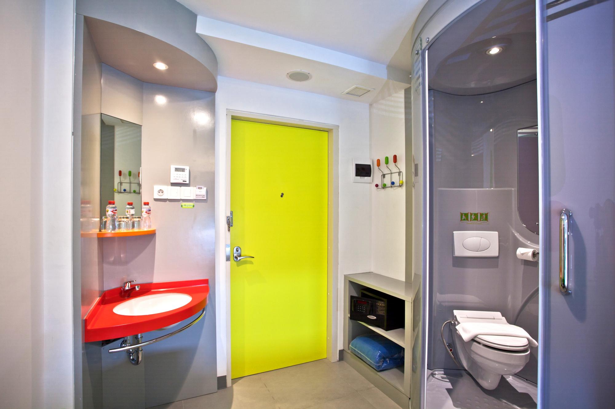 Hotel photo 2 of POP! Hotel Gubeng Surabaya.