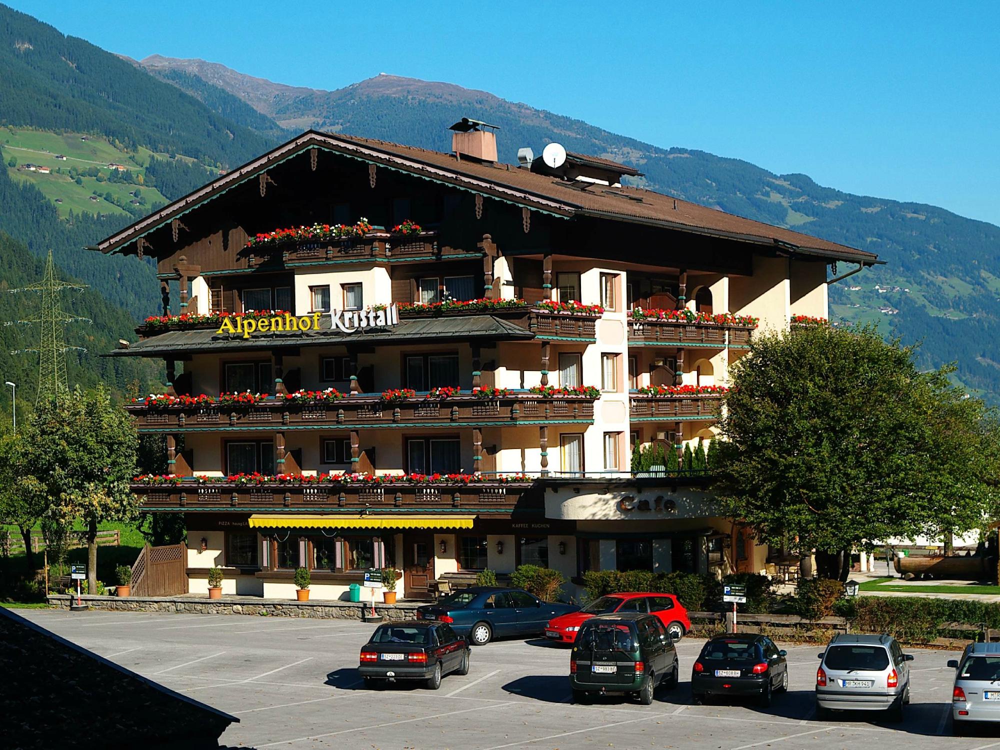 HOTEL ALPENHOF KRISTALL - Prices & Reviews (Mayrhofen, Austria ...