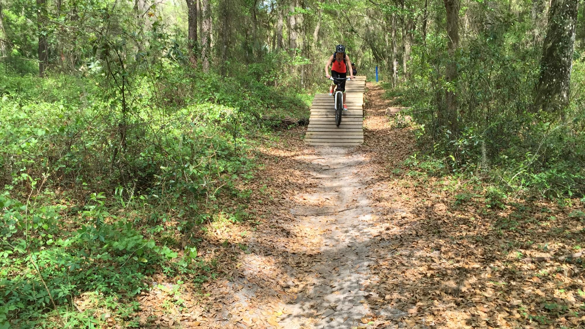 Santos mountain shop bike trail