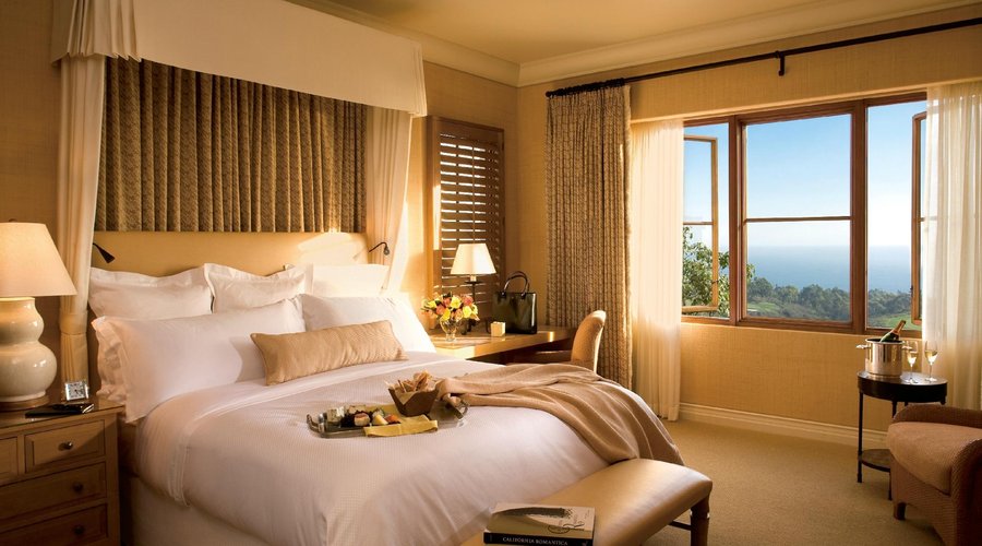 Villa Upstairs Master Four-Bedroom (Photo credit: Courtesy of Pelican Hill)