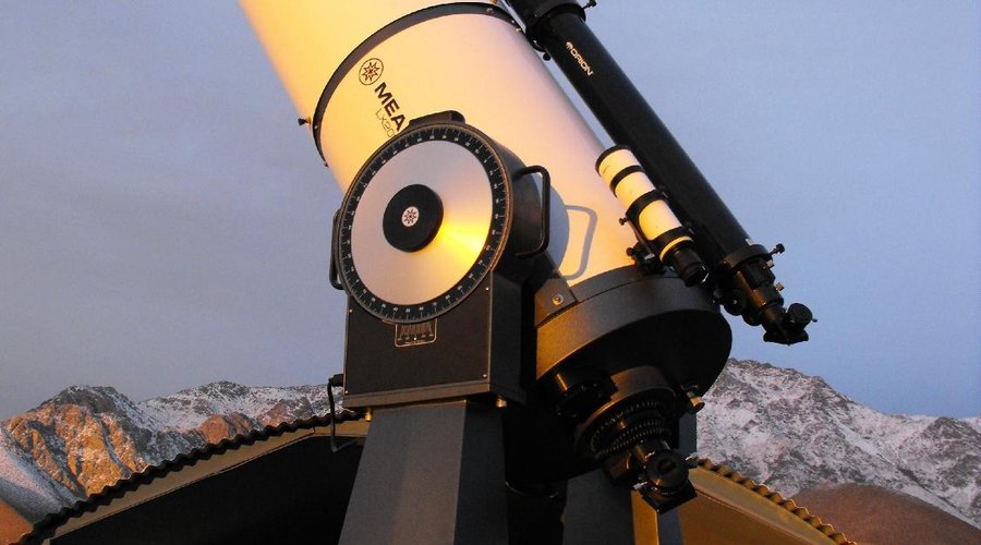 Fully automatic 16 inches SCT "Meade" telescope