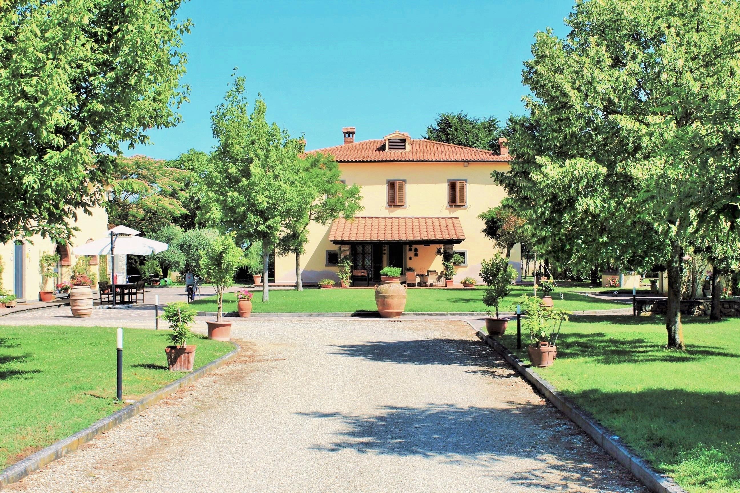 B B LA VILLA AREZZO Prices Reviews Italy