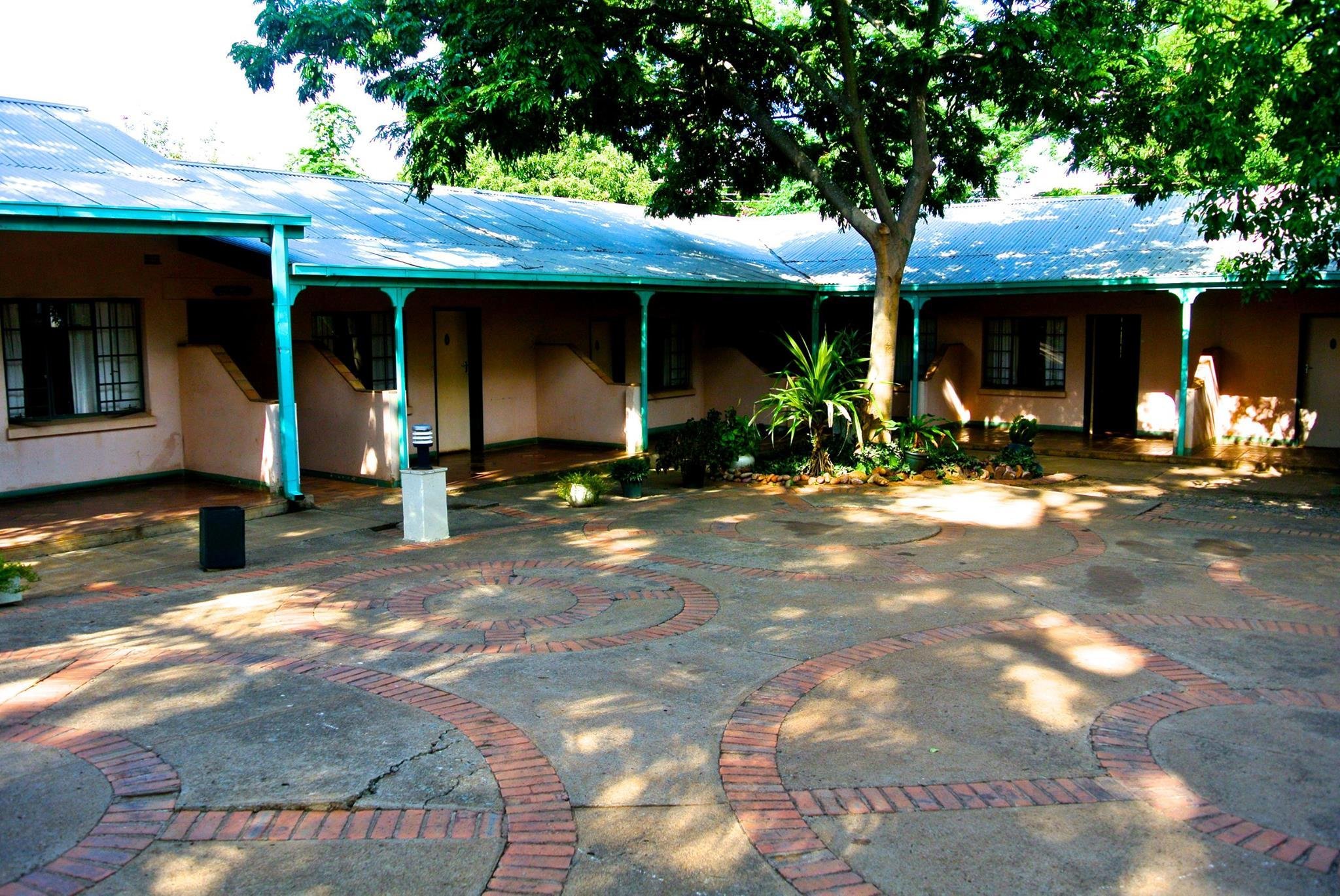 Cotton Country Lodge image