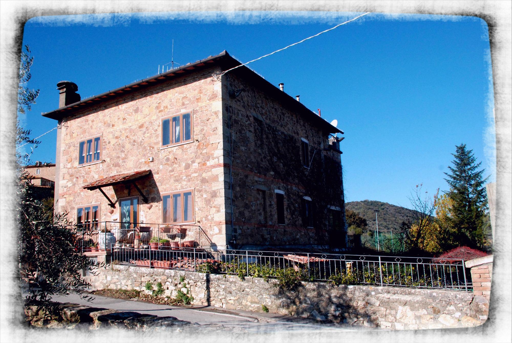 B & B LOCANDA SANT'ANTIMO (Castelnuovo Dell'Abate, İtalya) - Çiftlik ...