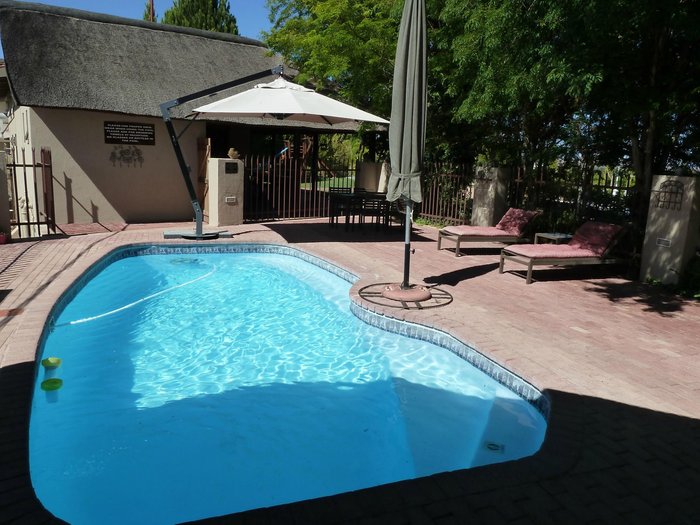 The Falls Guest House Pool Pictures & Reviews - Tripadvisor