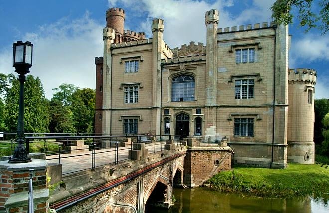 CASTLE IN KÓRNIK ***