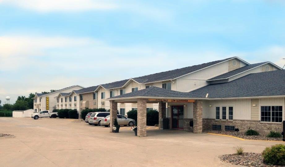 MOTEL 6 STUART, IA - Motel Reviews, Photos, Rate Comparison - Tripadvisor