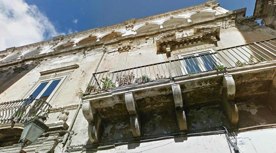 Particolare del balcone d' onore