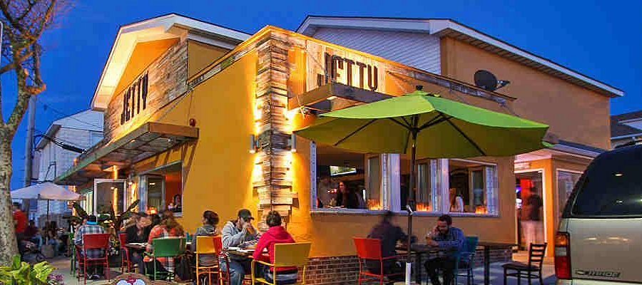 Jetty Bar & Grill