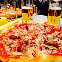 Awesome pizzas, better than most we have eaten in Italy.