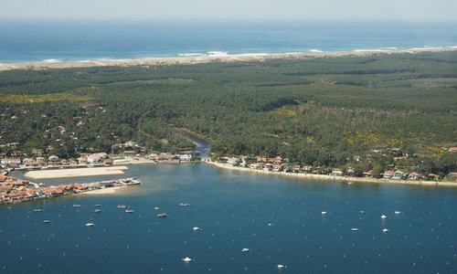 proximité port ostreicole  et océan