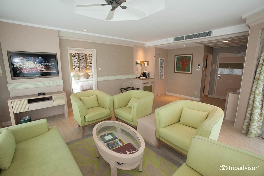 Family Suite Kid S Room Holiday Inn Resort Baruna Bali Kids Room Color Boat Family Holiday Bali Indonesia Holiday Inn Bali Family Resorts