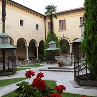 Chiostro interno