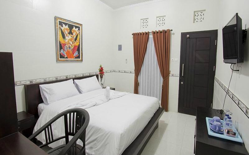 Deluxe double bed