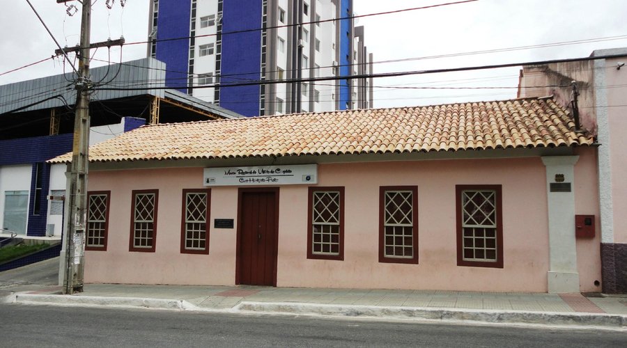 Estava fechado