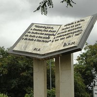 Nenhum atrativo