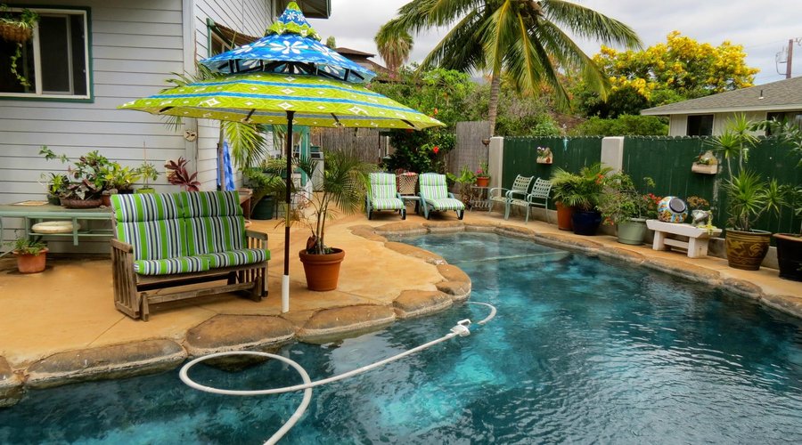 Pool area, hot or shady