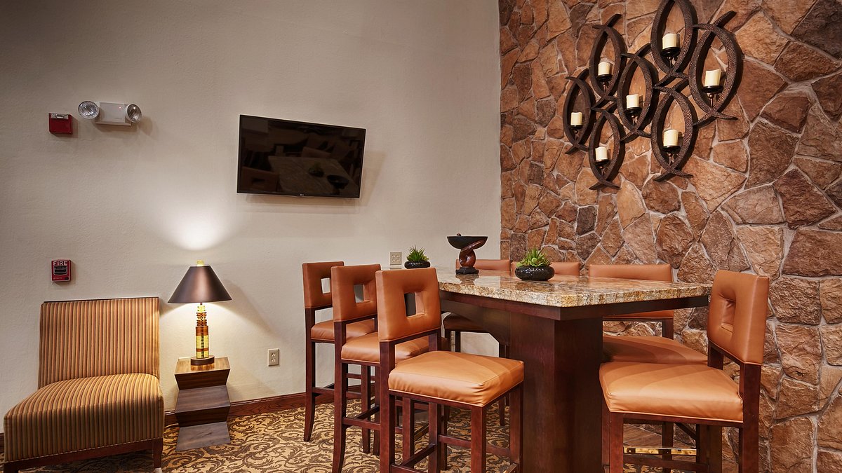 Best Western Plus Hobby Airport Inn &amp; Suites, hotel in Houston