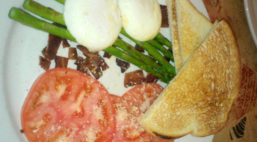 Bailey's Breakfast & Lunch