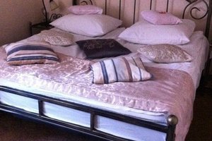 Room & Suite