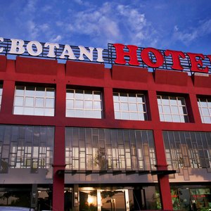de botani hotel front view