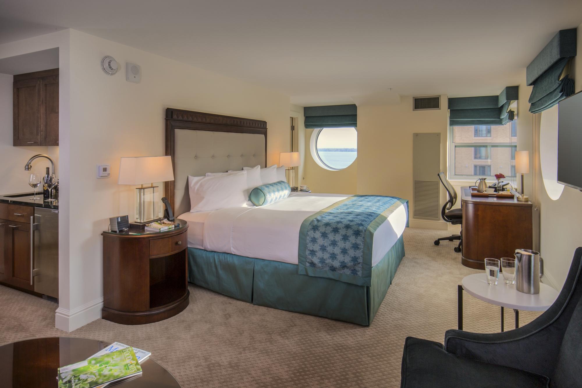 The Edgewater Hotel Rooms Pictures Reviews Tripadvisor   The Edgewater 