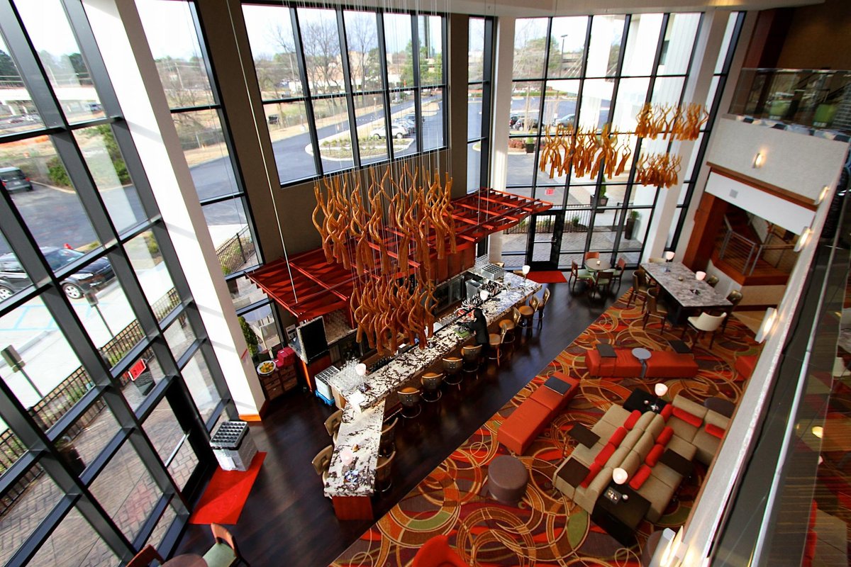 Marriott Memphis East Bar or Lounge: Pictures & Reviews - Tripadvisor