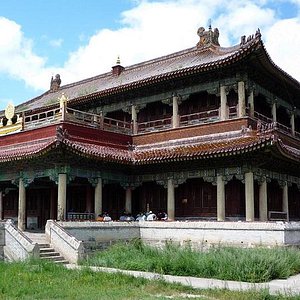 Amarbayasgalt monastery