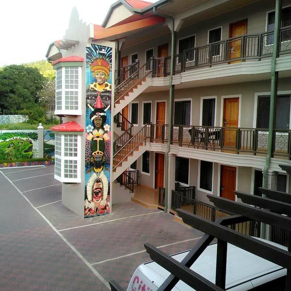 2024년 베스트 Loloata Island 호텔 추천 - Tripadvisor