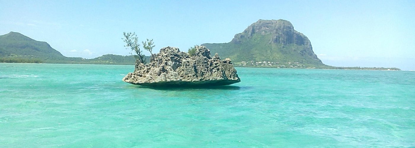 la roche cristal près de l'île aux bénitiers