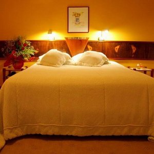 Cama