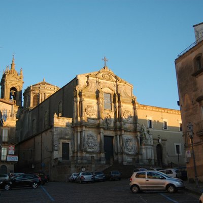 lucrați de la caltagirone acasă