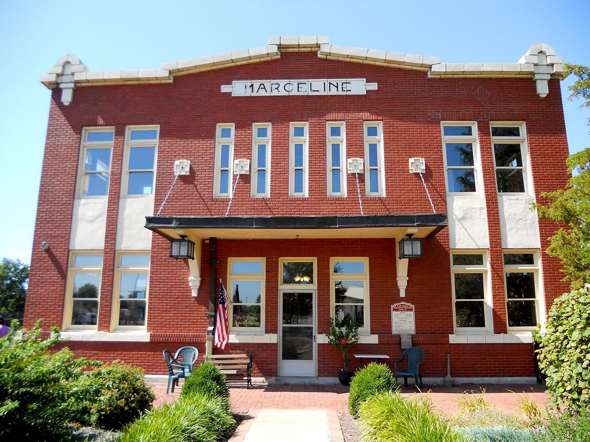 Walt Disney Hometown Museum - All You Need to Know BEFORE You Go