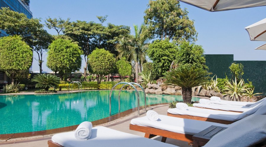 Garden Bar