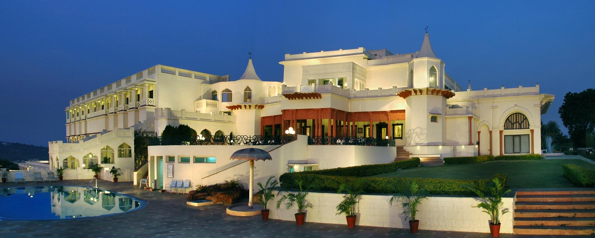 Hotel photo 2 of Noor-Us-Sabah Palace.