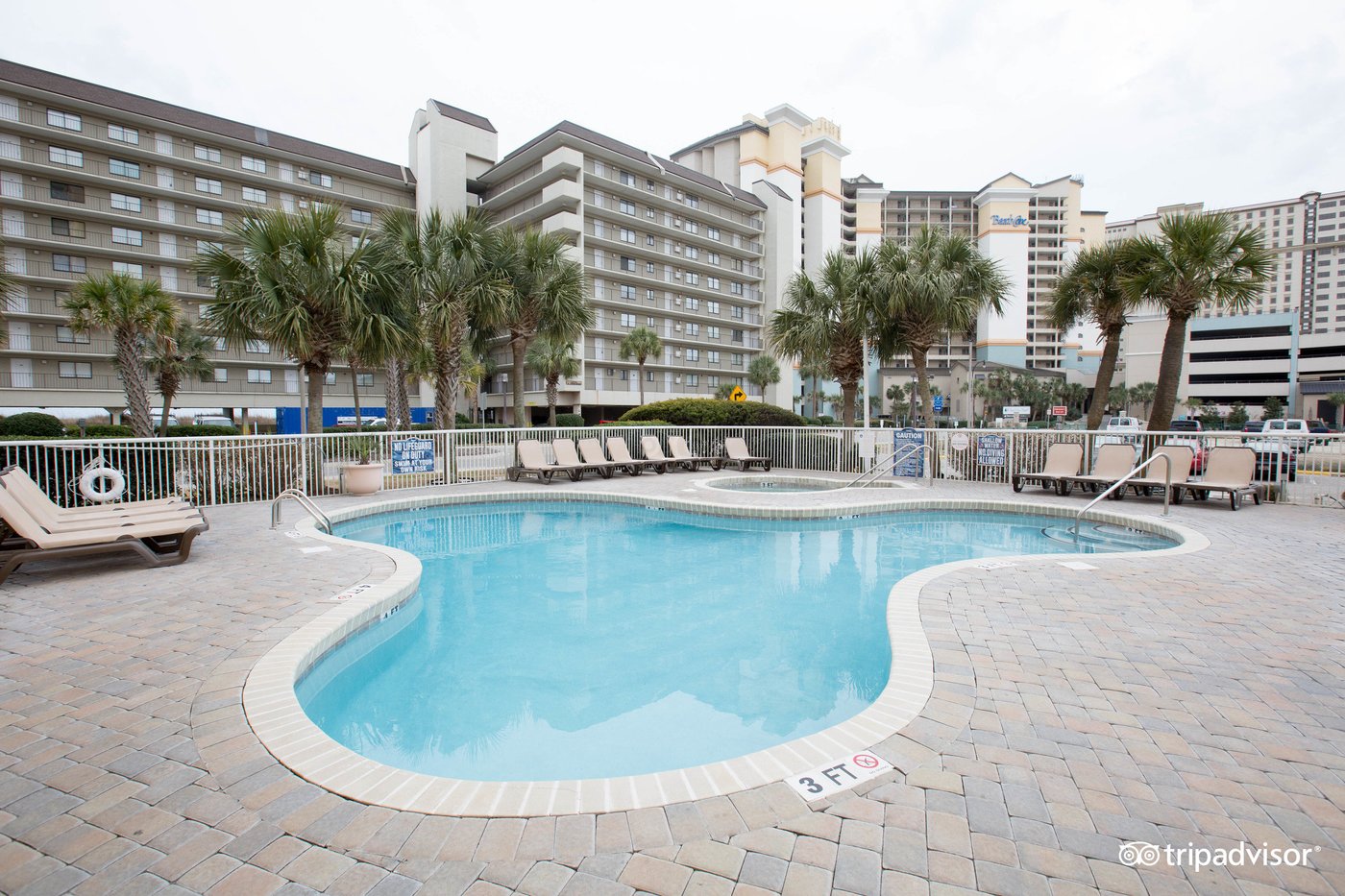 BLUEGREEN SHORE CREST VACATION VILLAS I & II (NORTH MYRTLE BEACH, SC