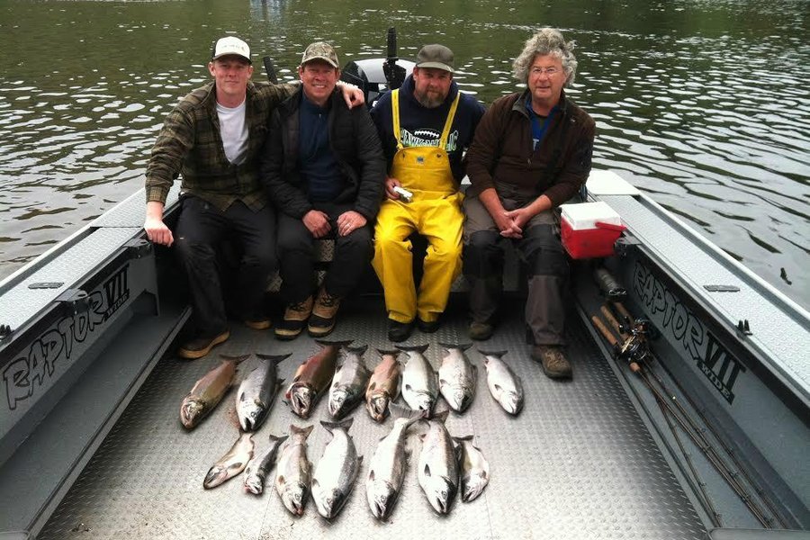 Waters West Guide Service image