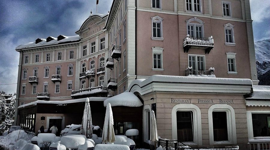 ESTERNO CON NEVE