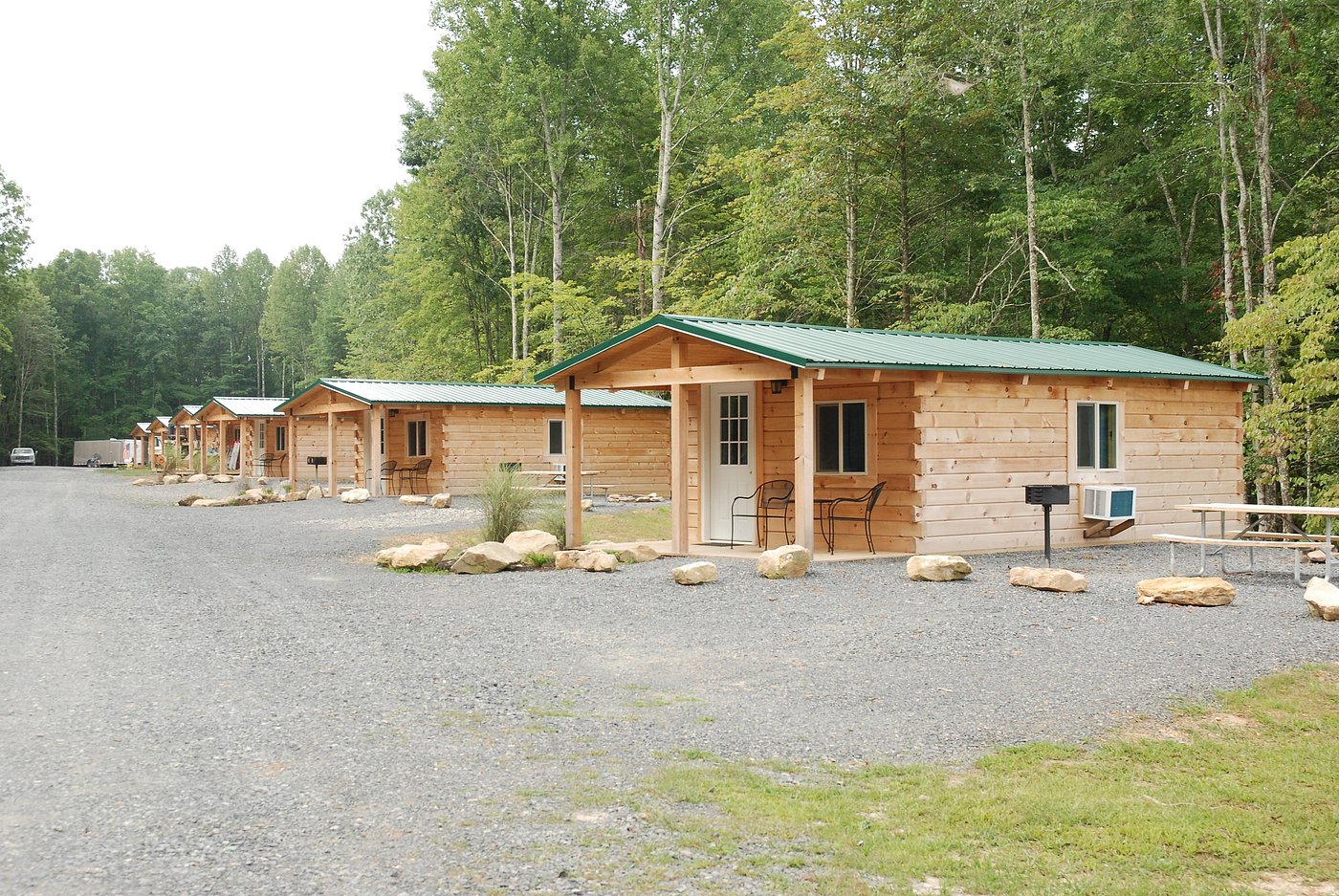 Mountain Lake Campground and Cabins Mini Golf: Pictures & Reviews ...
