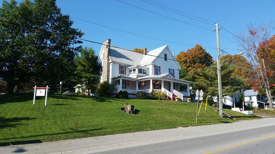 BANCROFT BED & BREAKFAST - Prices & B&B Reviews (Ontario) - Tripadvisor