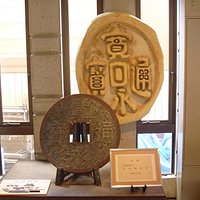 モニュメント