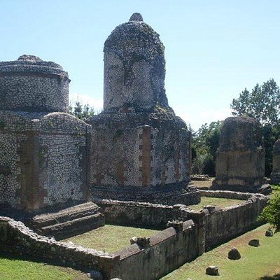 Tombe Romane (o Mausolei Funerari)..