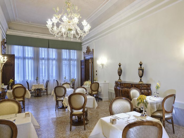 Hotel Ai Cavalieri Bar or Lounge: Pictures & Reviews - Tripadvisor