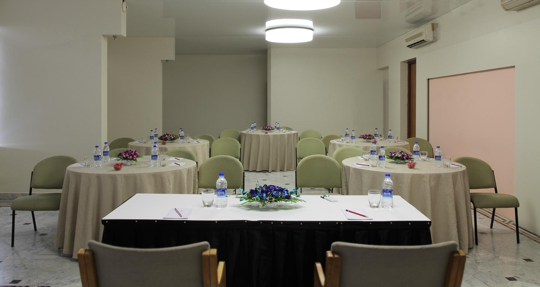 Regency Hotel by null