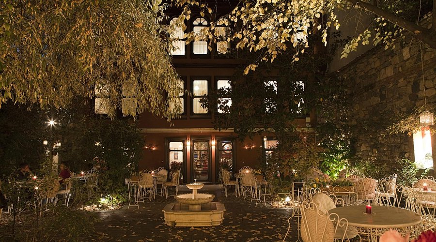 Kitap Evi Restaurant