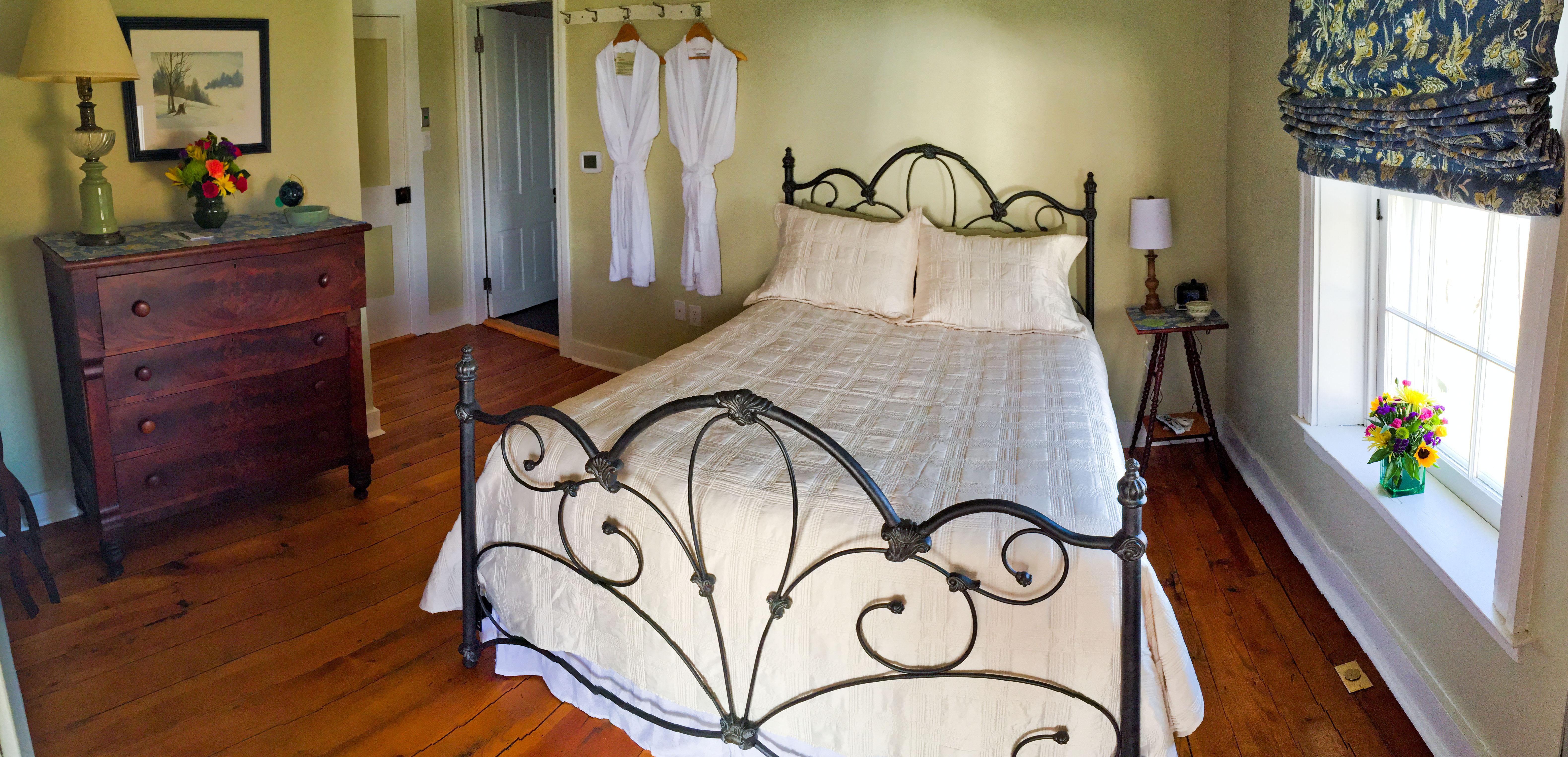 Elmwood Farm B&B Rooms: Pictures & Reviews - Tripadvisor